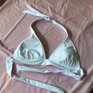 🌹New white bikini top